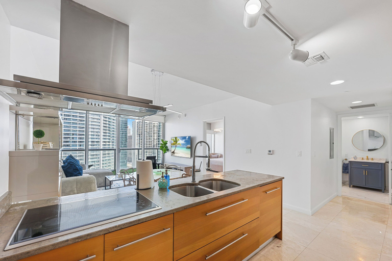 Others 5, Penthouse ICON W Hotel WaterViews Balcony Brickell, Miami-Dade