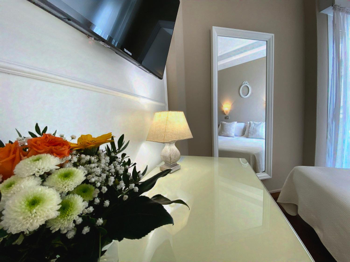 Bedroom 3, Admiral, Rimini