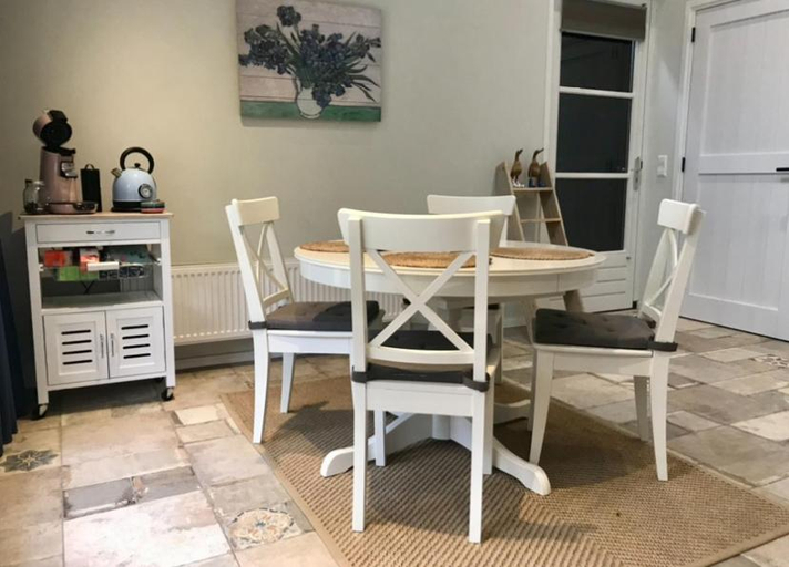 Others 3, Stalhuis, overnachten in een tinyhuis bij de paarden, Dalfsen
