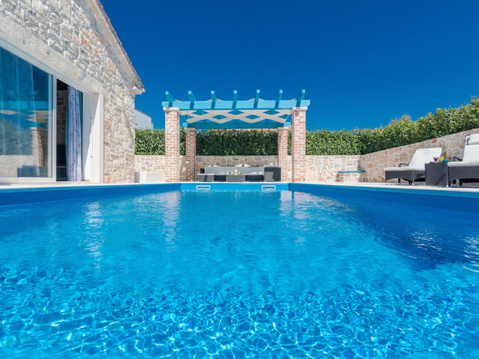 Others 3, Private Pool Villa in Sukosan, Sukošan
