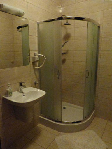 Bathroom 4, Hotel-Aramis, Skarżysko