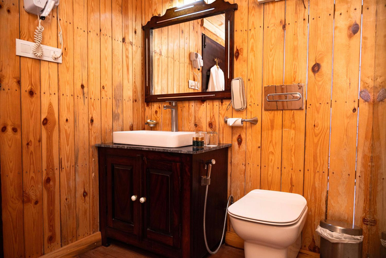 Bathroom 5, Om Vilas Benares, Varanasi, Varanasi