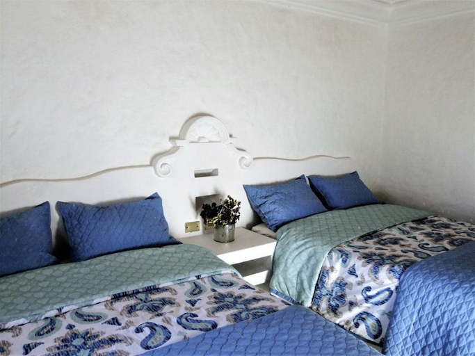Bedroom 2, Hacienda San Patricio, Allende