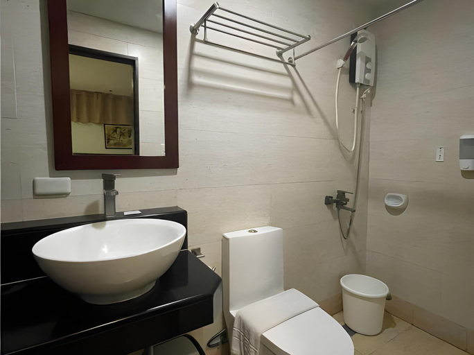 Bathroom 5