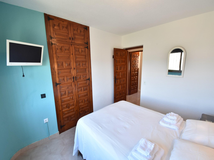 2, Villa in Benitachell with Pool near Cumbre Beach, Alicante