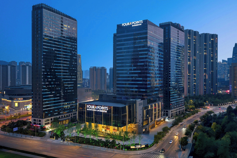 Exterior & Views