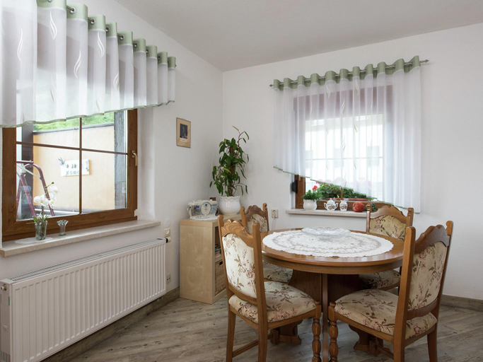 Others 5, Cozy Ski Base with Garden, Erzgebirgskreis