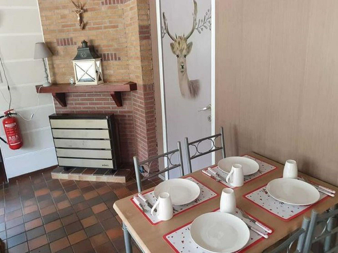 Others 3, Lanklaar Chalet with Garden, Limburg