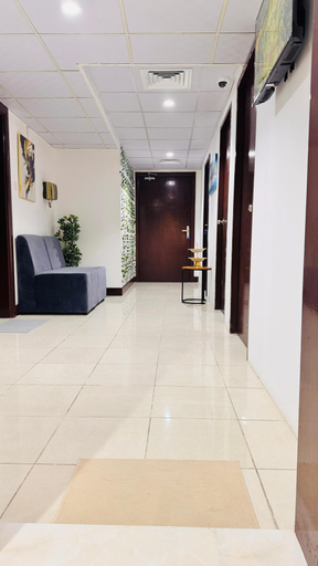 Others 5, Golden Gate, Abu Dhabi City