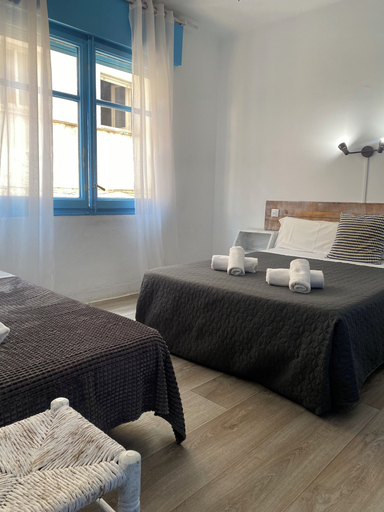 Bedroom 3, Hotel & Restaurante Bergantí, Girona