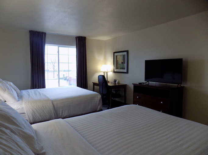 Bedroom 3, Cobblestone Hotel & Suites - Seward, Seward