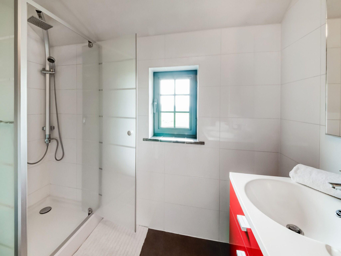 Others 5, Green Hillside Apartment-Petit Wilogne, Luxembourg