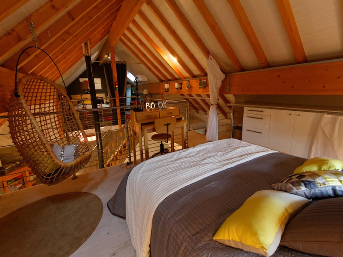 Bedroom 2, Cottage in Saint-Quirin by Lake  Town, Moselle