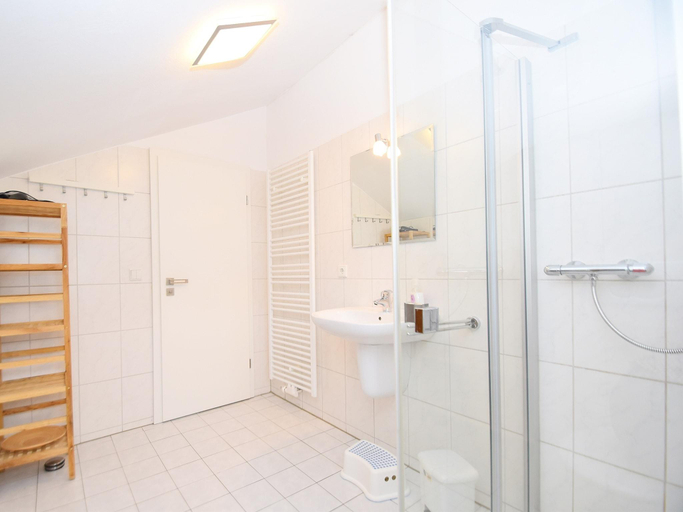 Bathroom 2, Wohnung in Willingen am Ettelsberg Skilift, Waldeck-Frankenberg