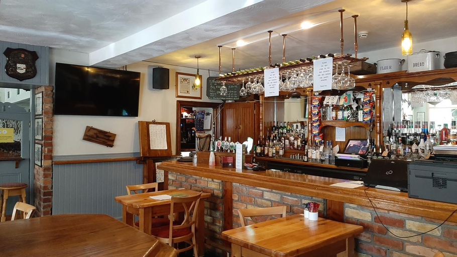 Others 5, The 'Rafter's Gastropub