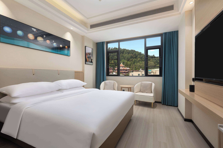 Bedroom 5, Days Inn By Wyndham Zunyi Conference Site, Zunyi