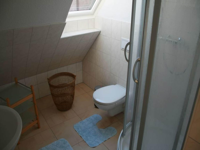 Bathroom, Schone Ferienwohnung mit Garten in Robertsdorf, Nordwestmecklenburg