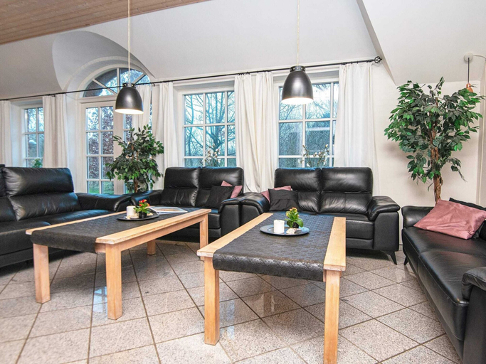 Others 5, 5 Star Holiday Home in Ulfborg, Holstebro