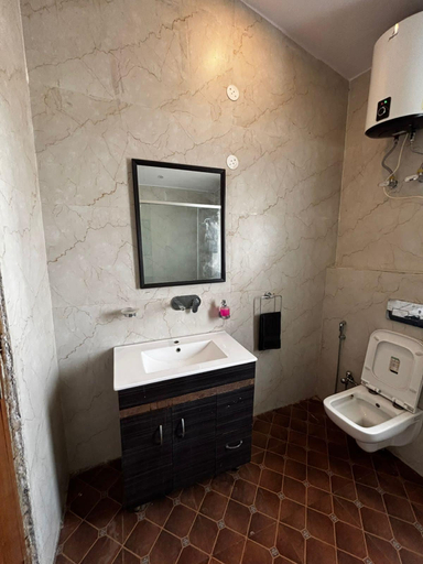 Bathroom 2, Fillow Casa Aravalli, Faridabad