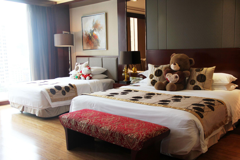 Bedroom 3, Kunming Golden Eagle Summit Hotel, Kunming
