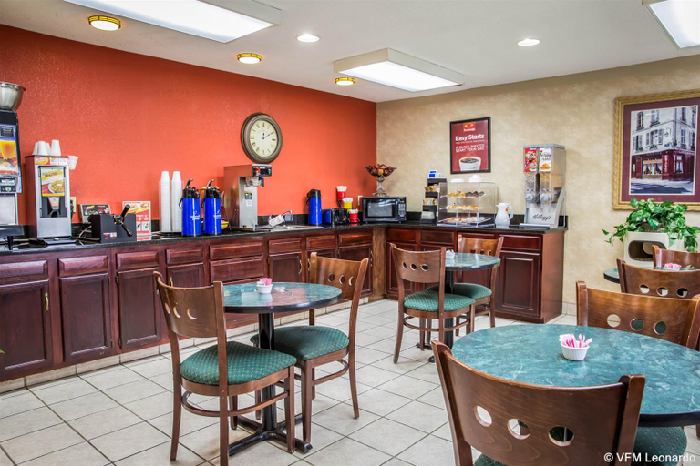 Food & Drinks 5, Quality Inn Williamston, Martin