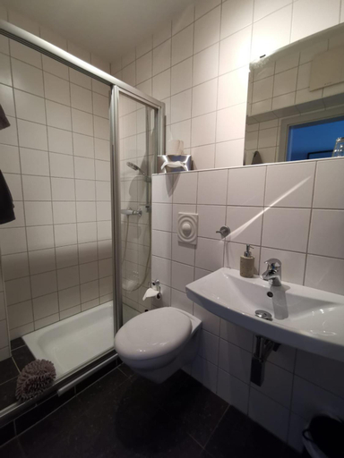 Bathroom 4, Hotel Come In, Märkischer Kreis
