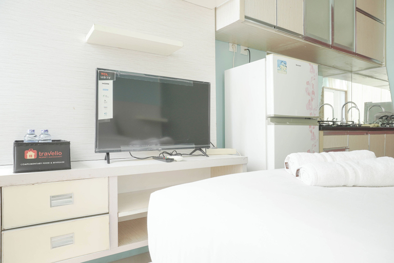 Bedroom, Comfort Studio At Saladdin Mansion Apartment, Depok