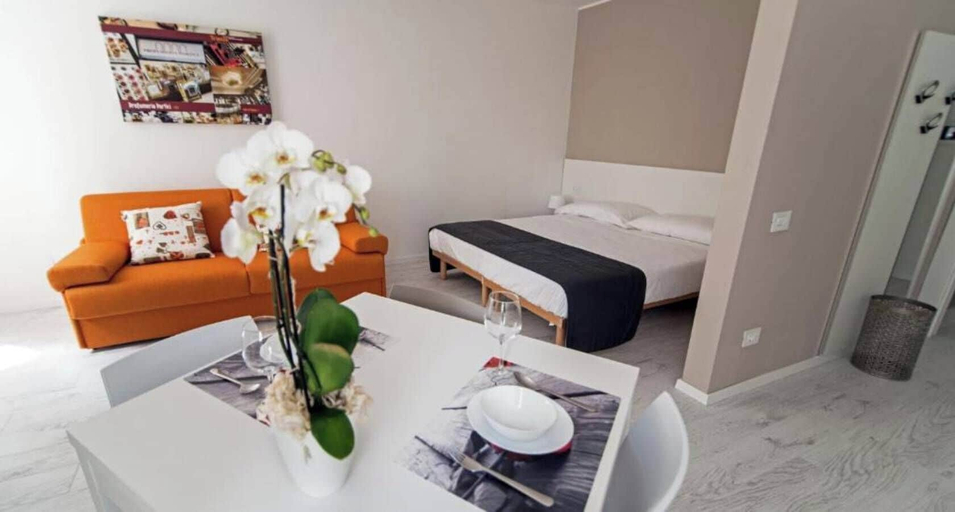 Bedroom 3, JOIVY Apartments - Trieste Goldoni, Trieste