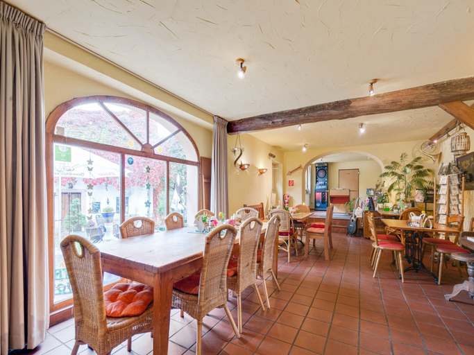 Food & Drinks 4, Cosy apartment with terrace in Meisburg, Vulkaneifel