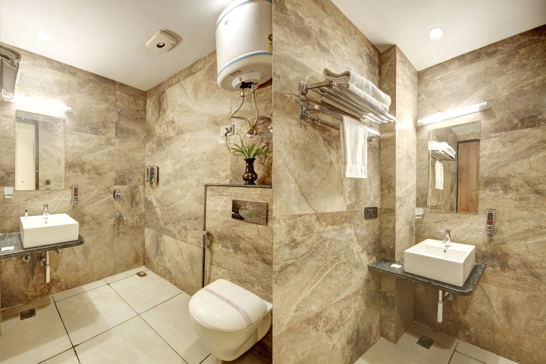 Bathroom 3, Hotel Armani-Free Airport Pickup Aur Drop, Delhi