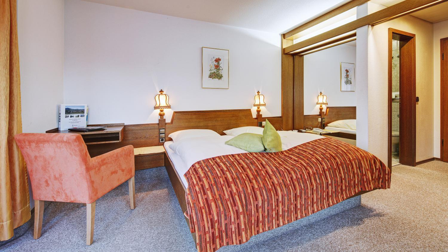 Bedroom 2, Beurener Hof, Esslingen