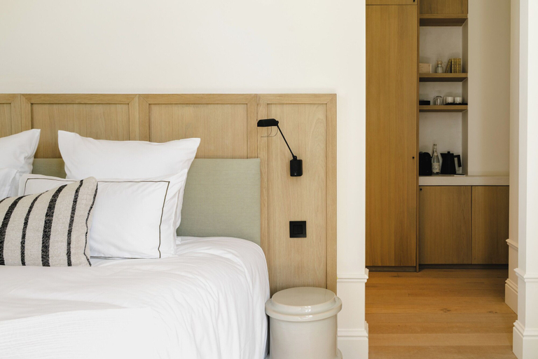 Bedroom 3, Les Hauts de Sancerre, Cher