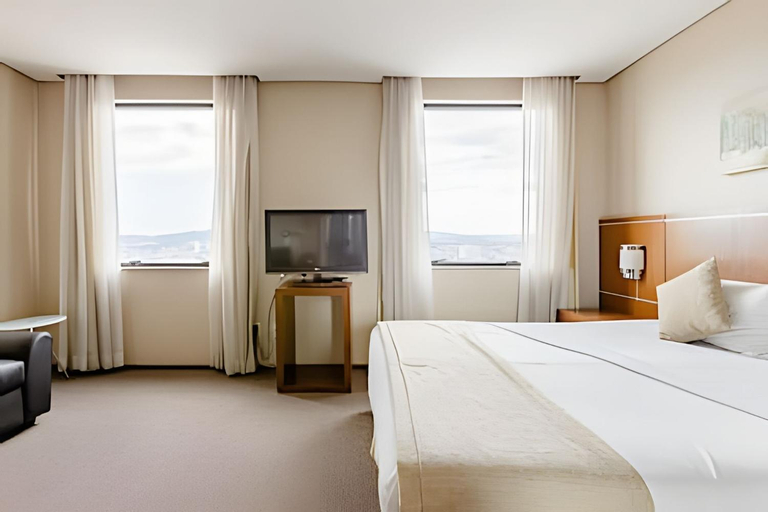 Bedroom 2, Hospedez - Lindo flat prox. a Alphaville – 1602, Osasco