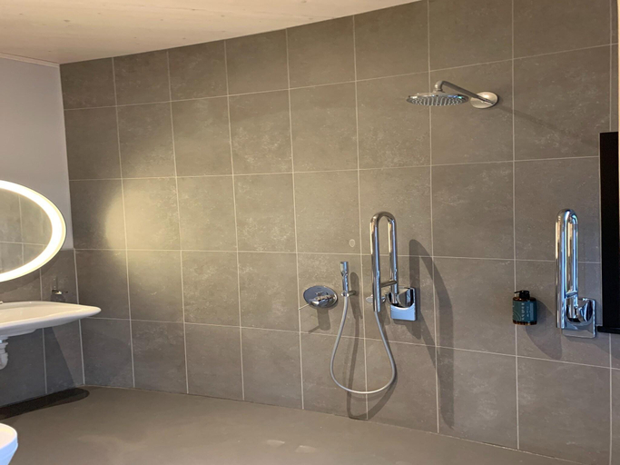 Bathroom 3, Antoing Nature Hideaway, Hainaut