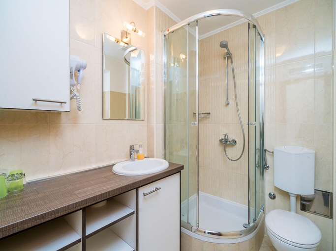 Bathroom, Villa Samba - Studio Apartment with Balcony and Sea View, Župa Dubrovačka