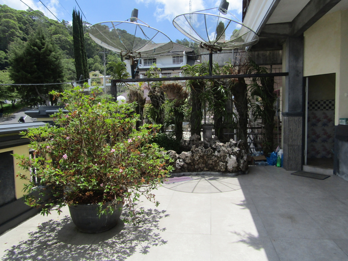 Exterior & Views, Hotel Nirmala, Magetan