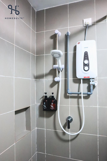 Bathroom 3, Homesuite' Home @ Aeropod SOVO KK, Kota Kinabalu