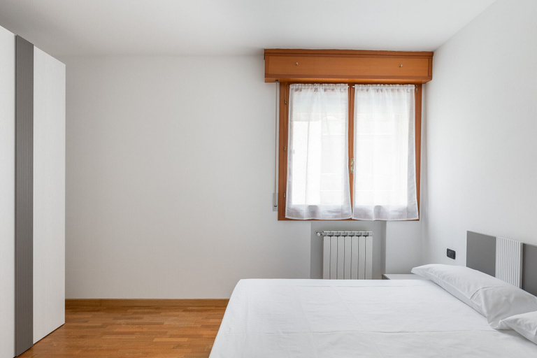 Bedroom 3, Bologna Modern Apartment by Wonderful Italy, Bologna