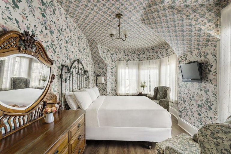 Bedroom 3, Gosby House Inn, A Four Sisters Inn, Monterey