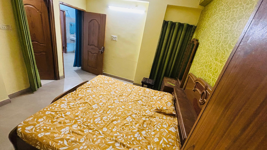 Others 5, Prashi Homes, Varanasi