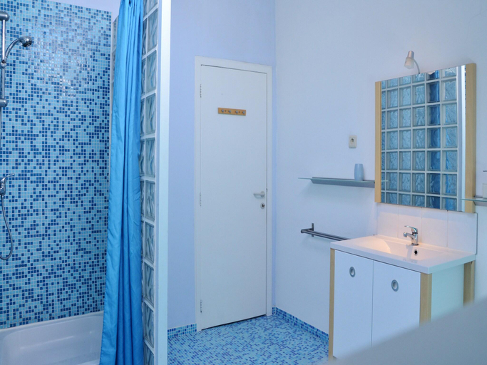 Bathroom 2, Charming Ardennes Getaway, Liège