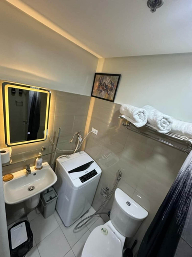 Bathroom 4, Shore Residences Near MOA, Pasay City