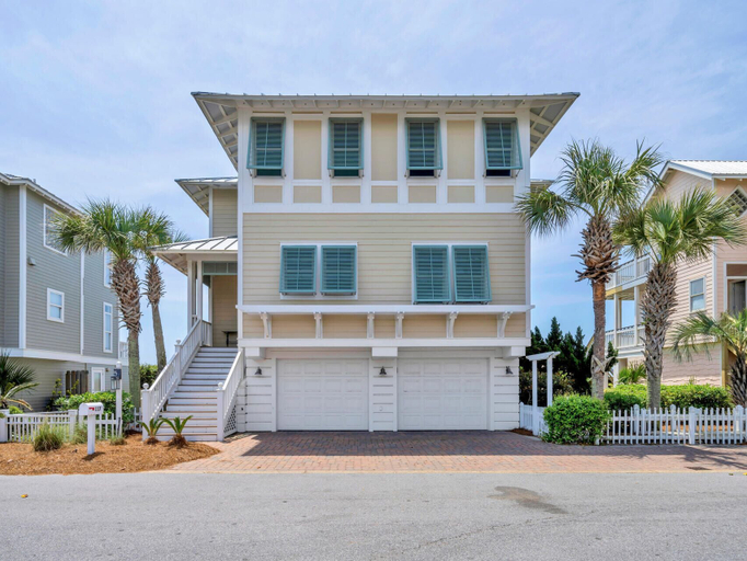 Exterior & Views 2, 4BR Beachfront Home With Hot tub & Private Beach Access!, Walton