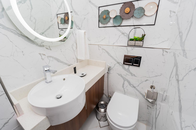 Bathroom 4, Kasco Homes Holidays LLC - Waves Tower Business Bay, Dubai