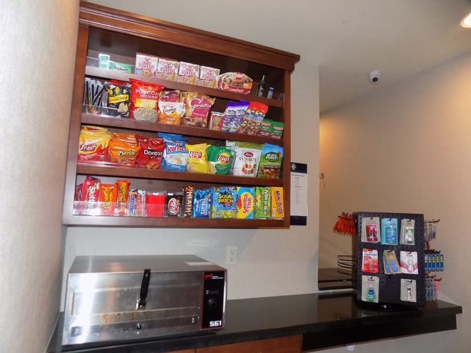 Food & Drinks 5, Cobblestone Hotel & Suites - Seward, Seward