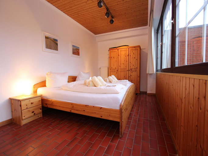Bedroom 2, Ferienwohnung in Westerland auf Sylt, Nordfriesland