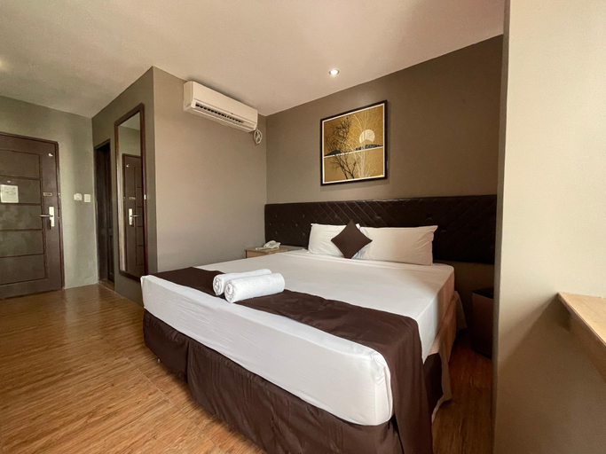 Bedroom 13