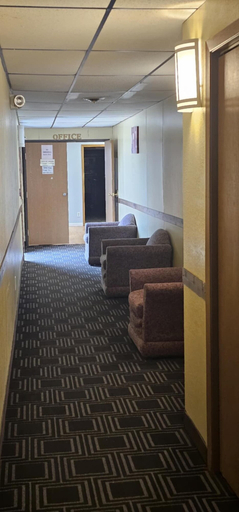 Others 4, Warrior INN, Tripp