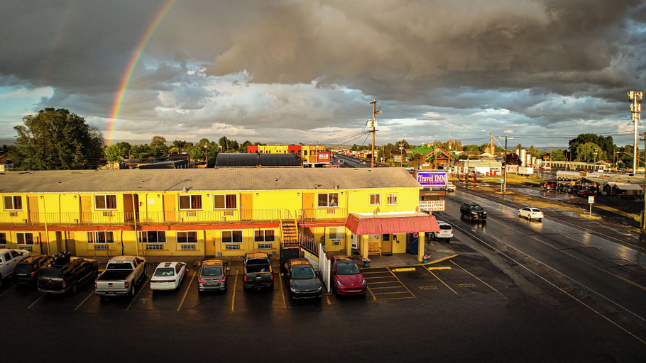 Exterior & Views 2, Travel Inn, Yakima