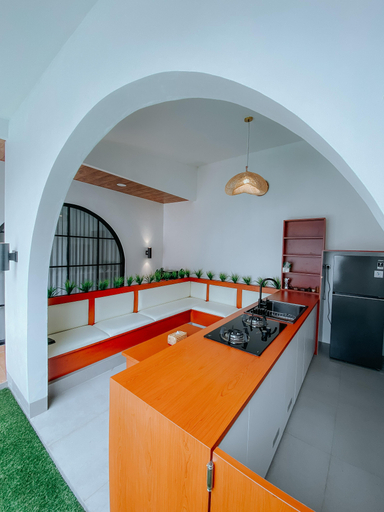 Others 5, The Swastika Villa, Sleman